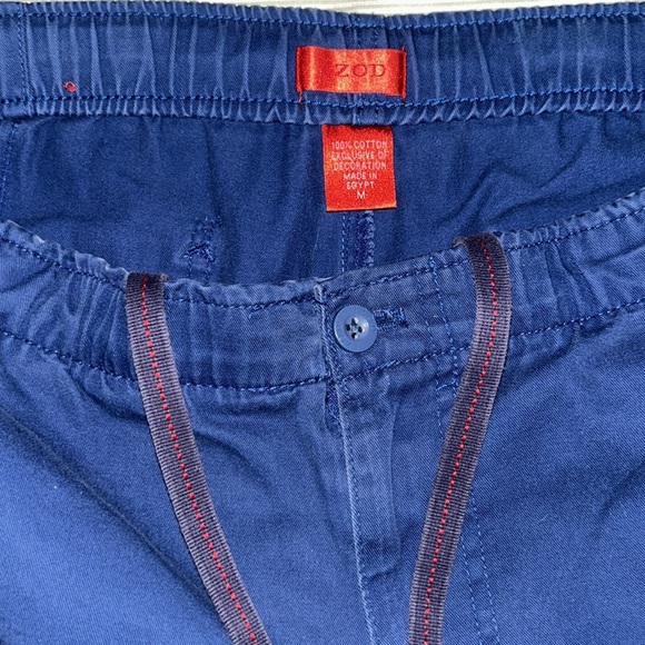 Gently used men’s IZOD shorts size M - Picture 4 of 5